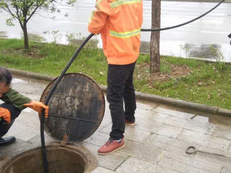 水泥渣子堵塞地漏的疏通办法-北京通州管道疏通公司